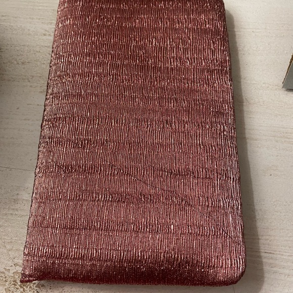 Purse - New wTag attached. Envelope style with snap closure; optional gold chain - Picture 4 of 7